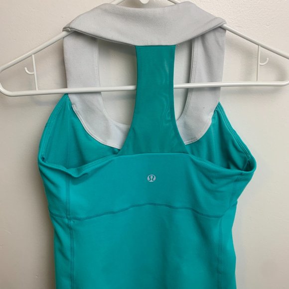 Lululemon Lagoon & White Scoop Neck Tank Top - Picture 8 of 11